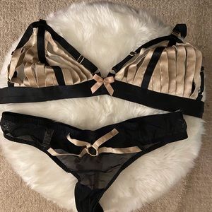 EUC Bordelle Large bra/ thong set